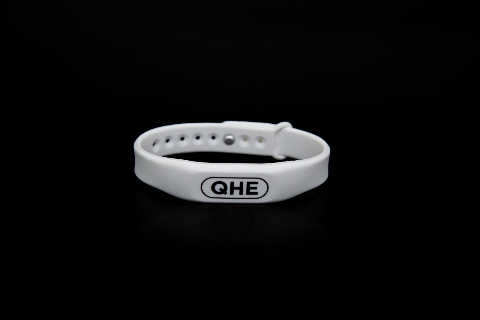 QHE Energy Bracelet – Lightweight Daily Wear Band - Image 2